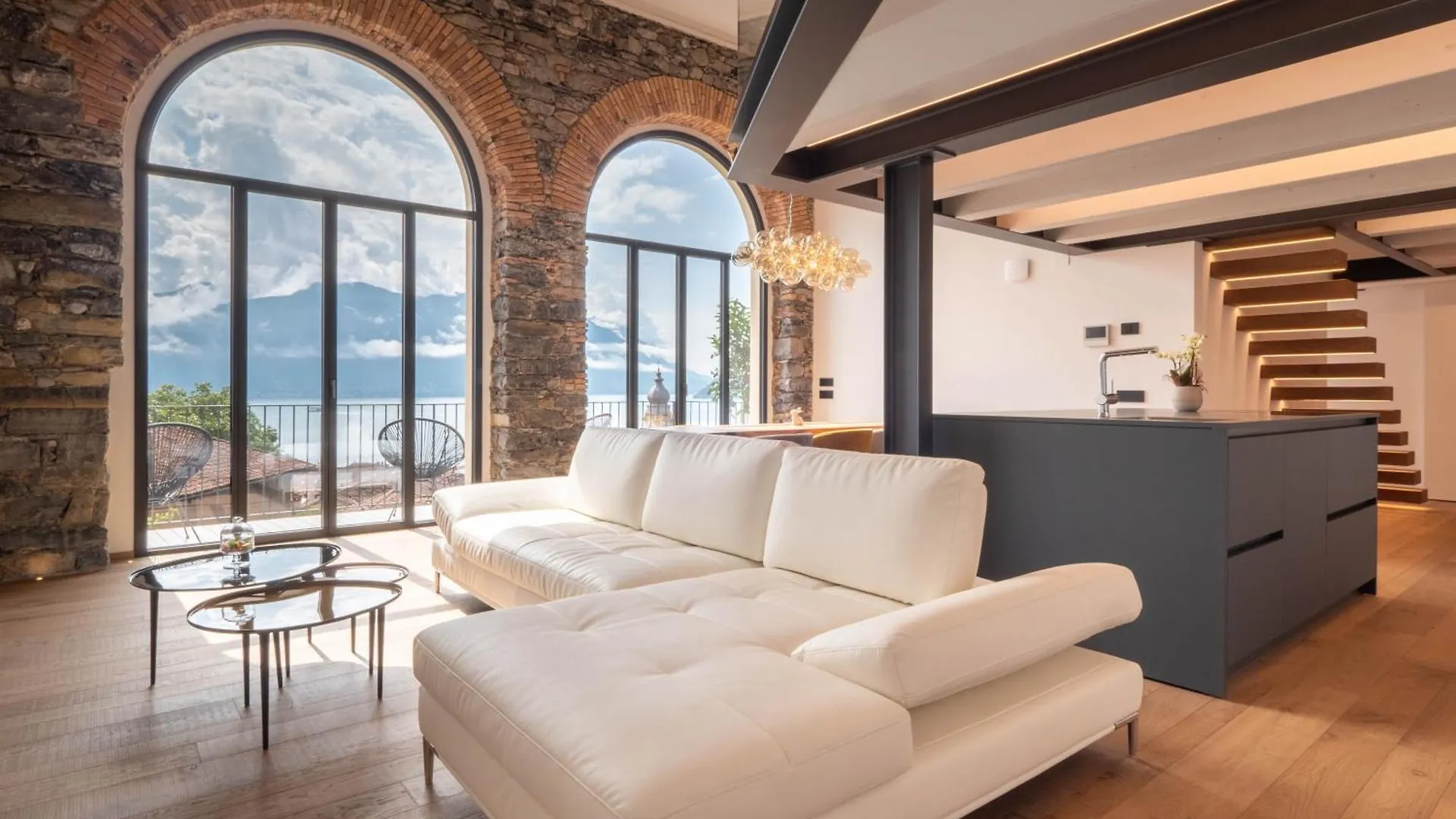 Casa Giorgio Luxury Apartment With Stunning View location