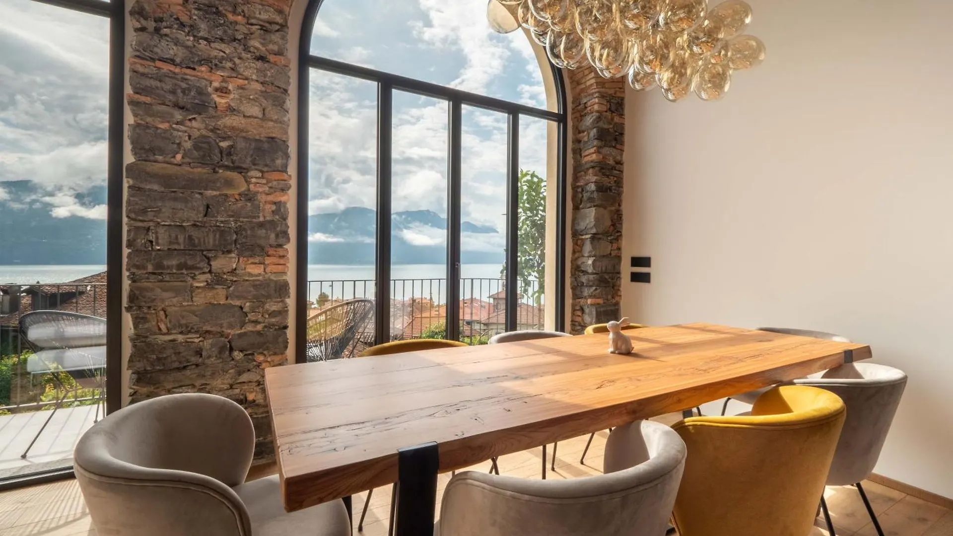 Casa Giorgio Luxury Apartment With Stunning View Menaggio