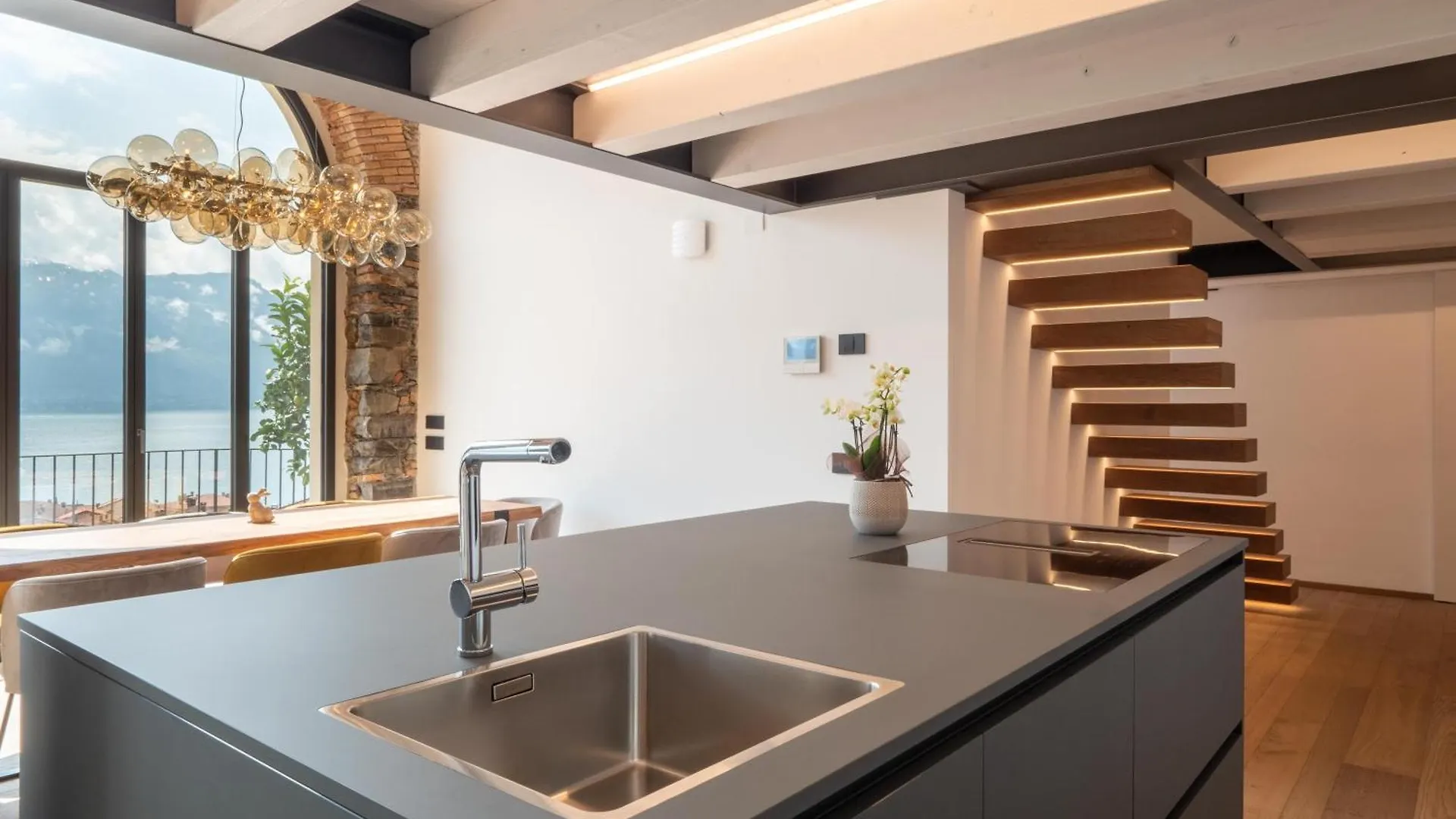Casa Giorgio Luxury Apartment With Stunning View Menaggio 0*,  Italy