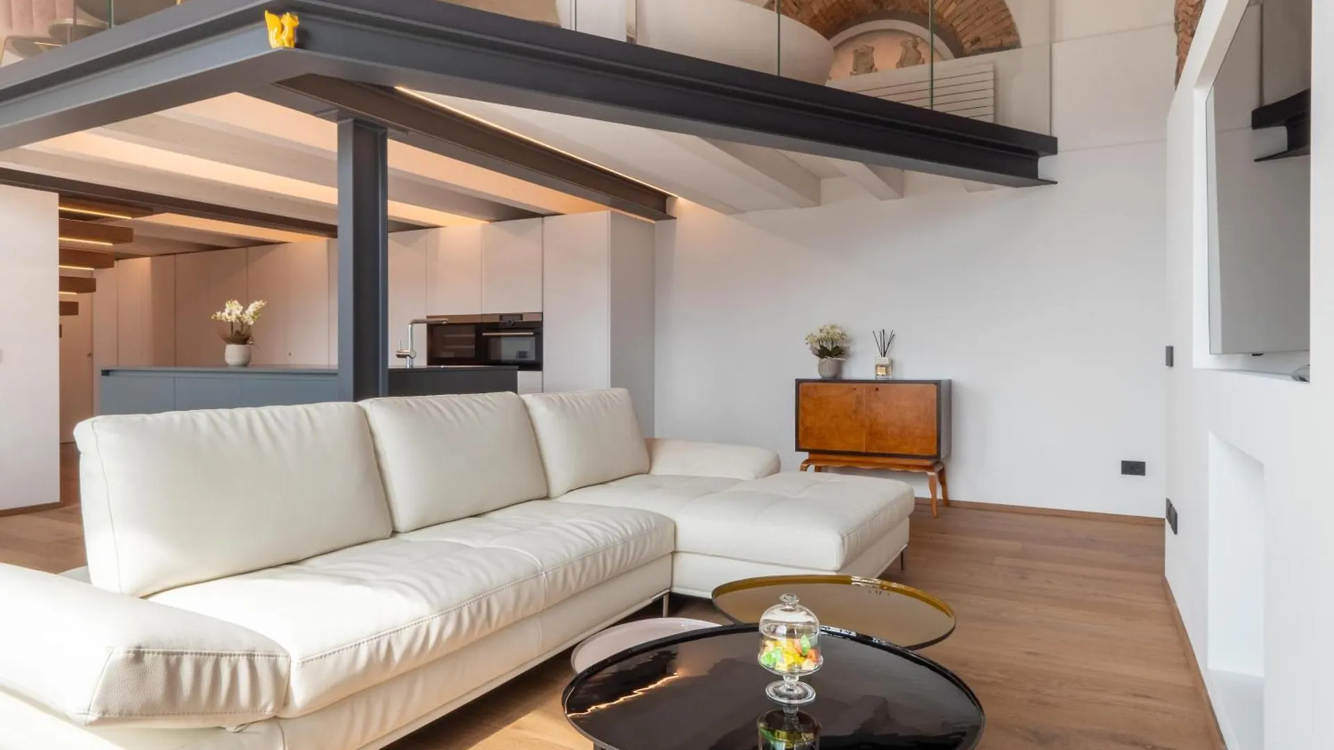 Casa Giorgio Luxury Apartment With Stunning View Menaggio