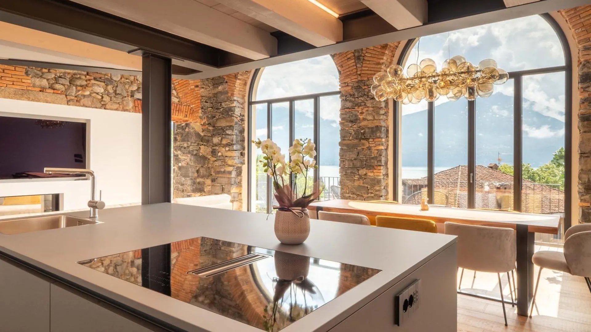 Casa Giorgio Luxury Apartment With Stunning View Menaggio