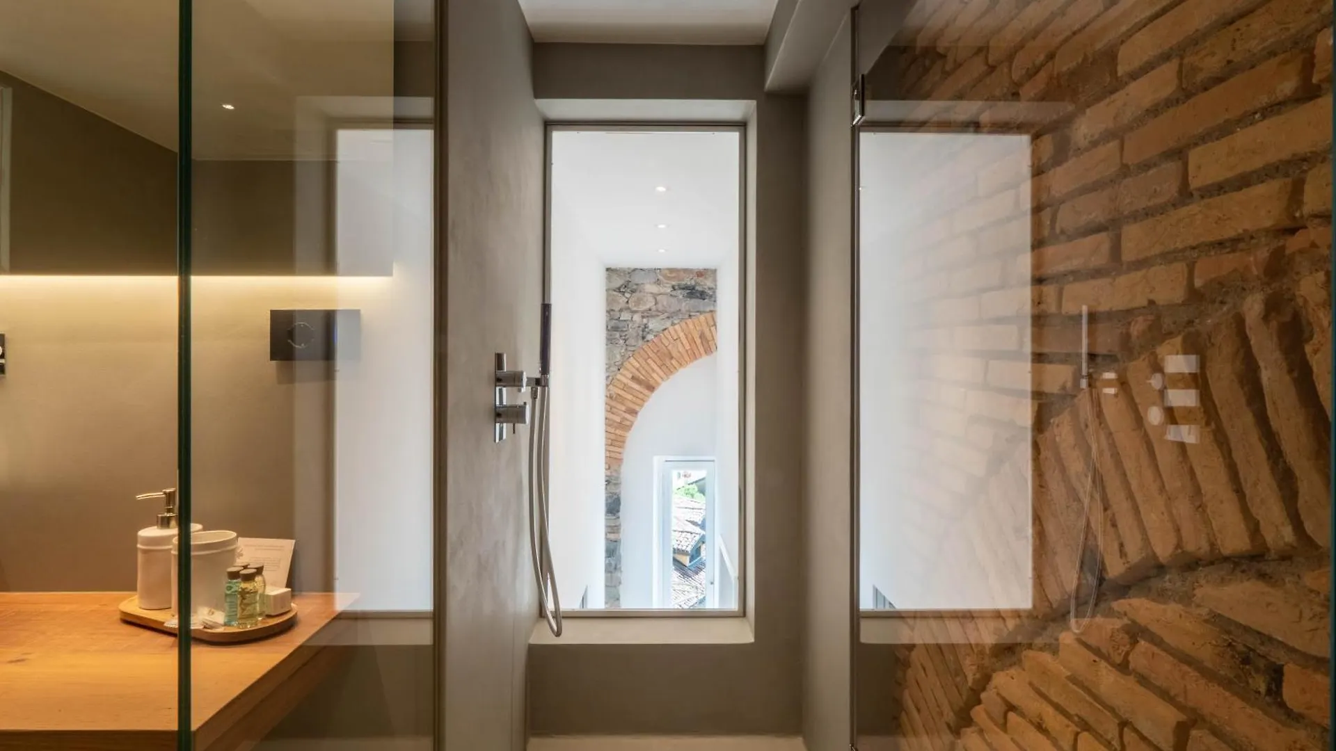 Casa Giorgio Luxury Apartment With Stunning View Menaggio