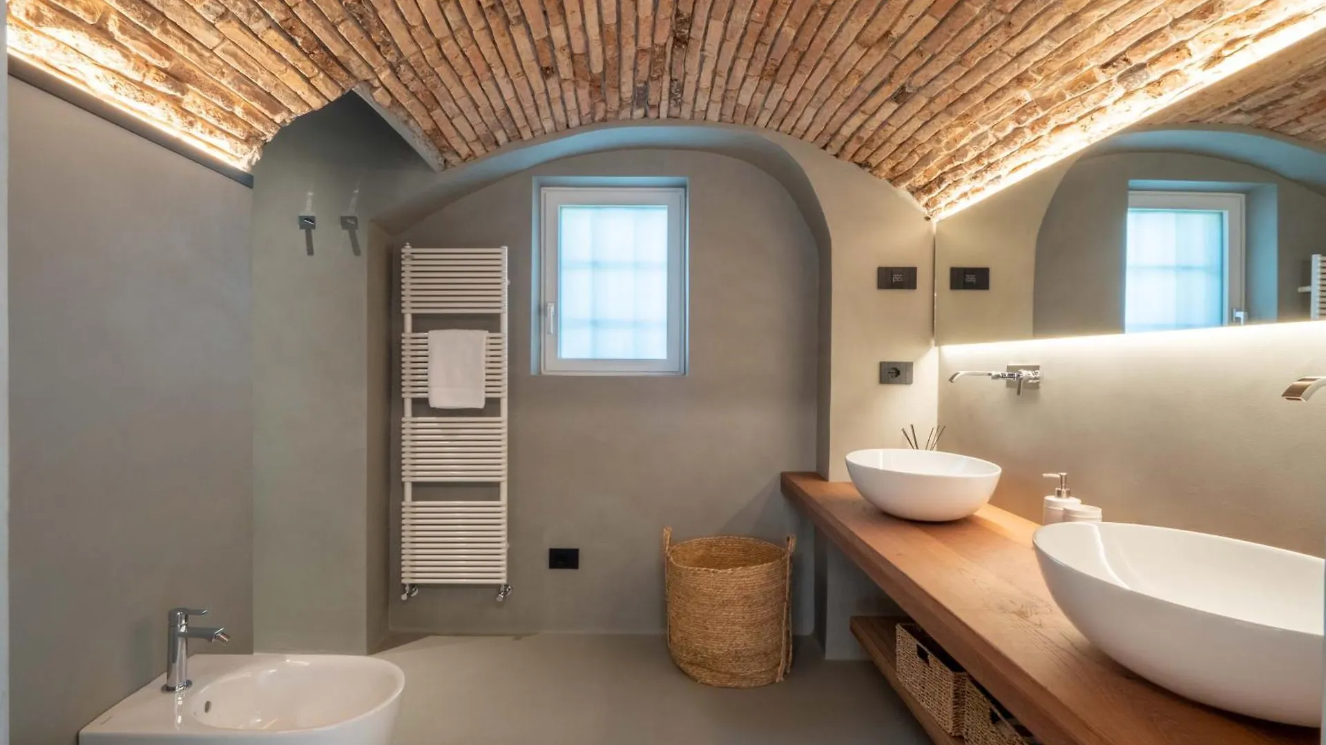 Casa Giorgio Luxury Apartment With Stunning View Menaggio